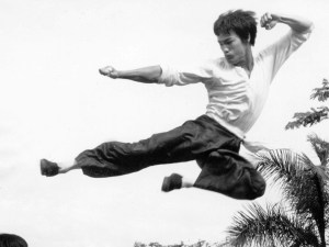 Bruce-Lee-Flying-Kick-Jeet-Kune-Do
